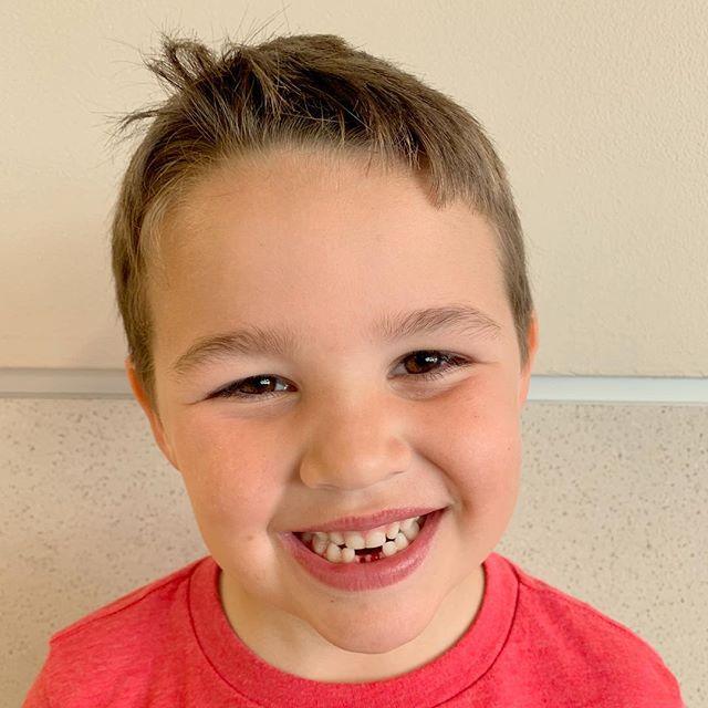 Backpacked 22 miles on the Appalachian Trail then lost two teeth in the airport. Big spring break for this guy. bit.ly/2Vxpruc