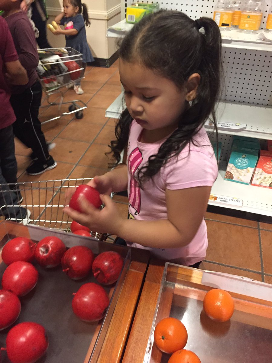 echervin642's tweet photo. Went to the Children’s Museum with my little Kinders in my student teaching and my heart is so full, seeing them in their element. #play #kindergarten #ElonEd https://t.co/1wrceqQ0vz