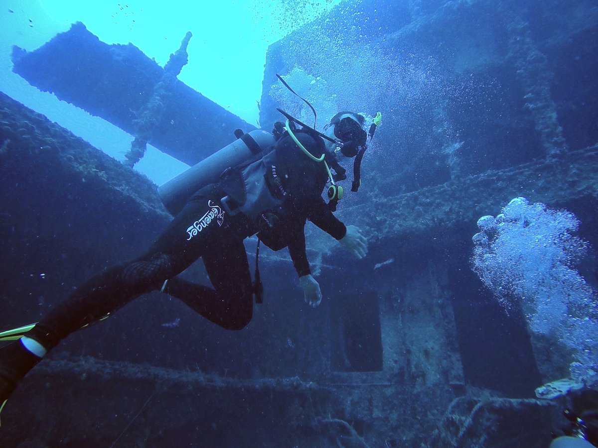 MMommie's tweet photo. Officially Advanced Open Water Scuba Divers!! #scubadiving https://t.co/UqnAL0DlDQ