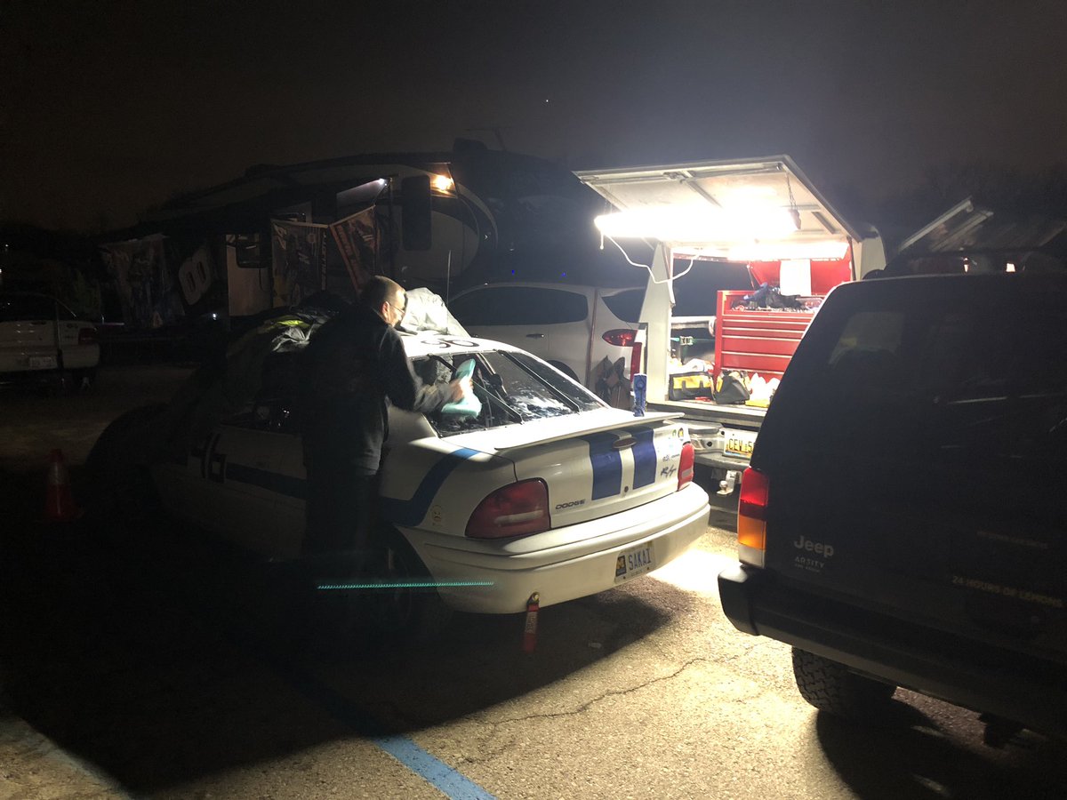 SakaiCar's tweet photo. It is 9PM. I was jet lagged and took a nap. Doc and Matt installed a window from #Neon3acr in #Neon1 using Mattโs new work light. Yes we bought a third #Neon yesterday @24hoursoflemons https://t.co/moBbbltWHF