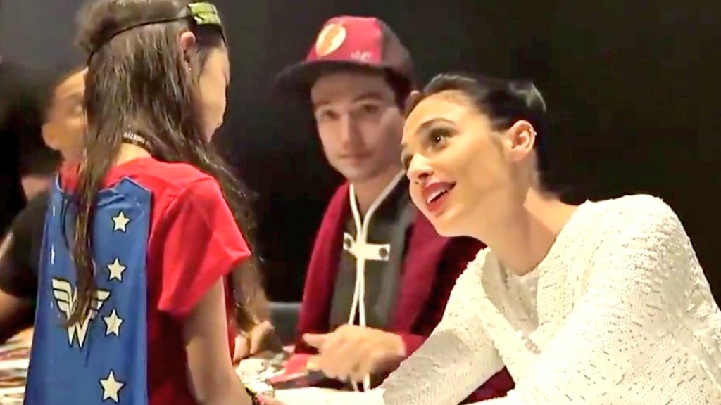 BadWolfKaily's tweet image. #BlackPanther #CaptainMarvel #WonderWoman #Supergirl