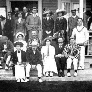 1892-2019  127° aniversario - "Socios frente al club house original"