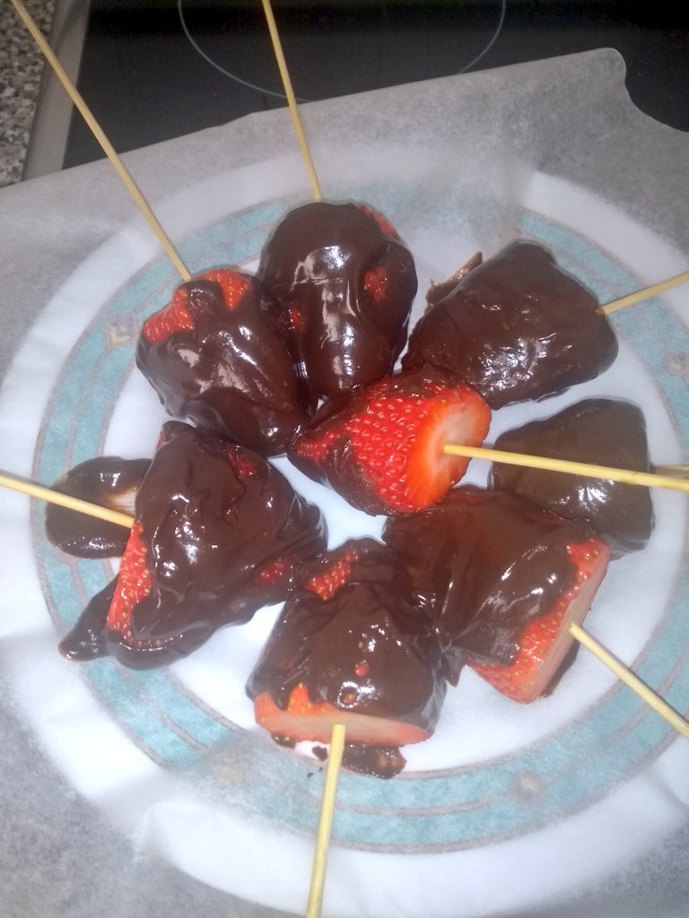 youtu.be/LLG0BdRWhZ0 CAMBIO DE RUMBO Y CON AMIGOS QUE ME QUIEREN DE VERDAD!TQ PP GRACIA <a href="/SSantiagosegura/">Santiago Segura</a> <a href="/TodoAlmodovar/">Todo Pedro Almodóvar</a> <a href="/mediasetcom/">Mediaset España</a> <a href="/surdjevents/">surdj</a> <a href="/ASanchezDJ/">DJ Abraham Sánchez</a> <a href="/telecincoes/">Telecinco</a> <a href="/CastZeppelinTV/">Casting ZeppelinTV</a> <a href="/CastZeppelinTV/">Casting ZeppelinTV</a> <a href="/Mandarina_TV/">Mandarina</a> @WarnerBrosITVP <a href="/pilar_gatoo/">pilar_gato</a> <a href="/CarmenM52756506/">Carmen Montenegro contratación Manager 633825879</a> <a href="/fabricatele/">LaFabricaTV</a>