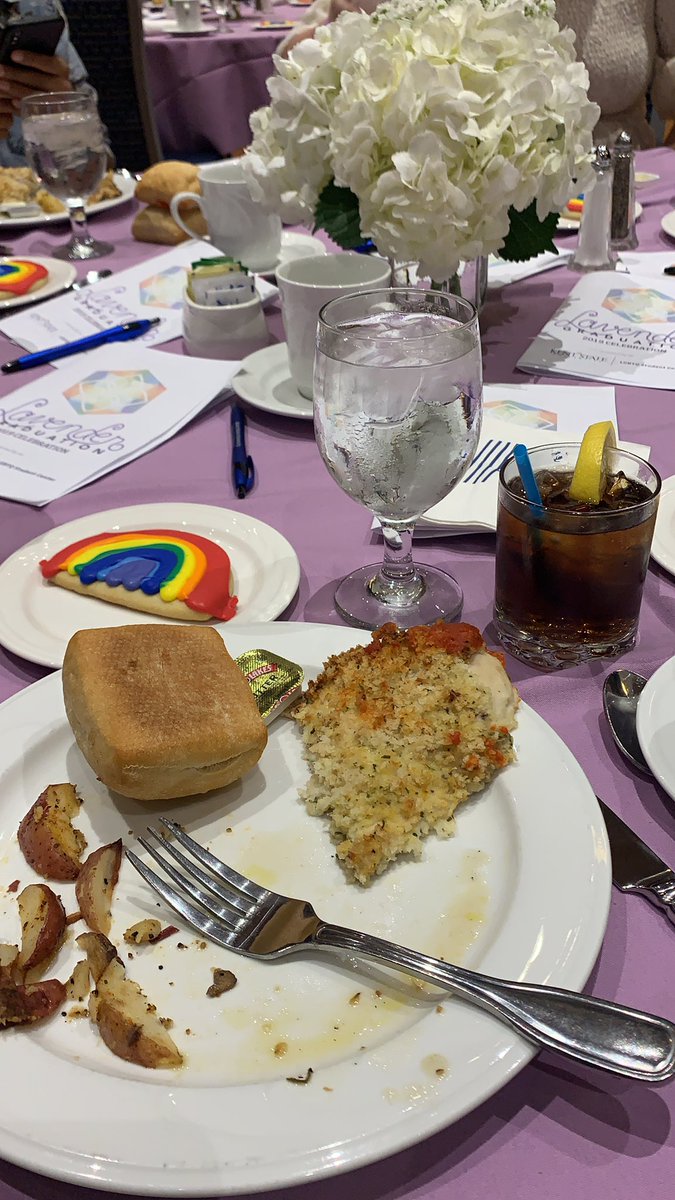 jester_flop's tweet photo. the best meal iโve had all week #KSULavGrad https://t.co/sLDRUCqq0J