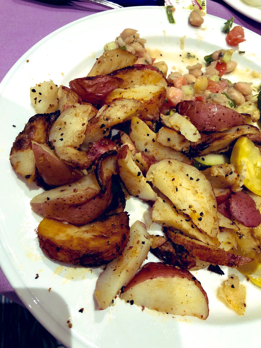 emoliberal's tweet photo. #ksulavgrad have yโall had the potatoes yet? https://t.co/dHI8r1JcYP