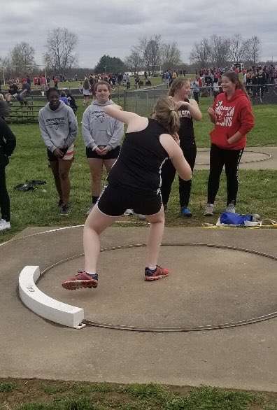 fmsthrowers's tweet photo. Kasey just reached a new PR 30’7” @Festusprincipal @FMStrackandXC @FESTUSAthletics https://t.co/oRYoRJPP8l