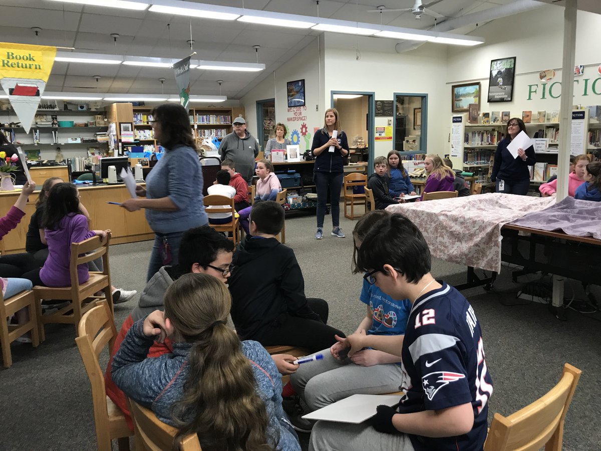 SS_Gr5's tweet photo. 5th grade battle of the books! We are so proud of all of our fifth graders; now onto the district battle! https://t.co/B9ujMhinxm