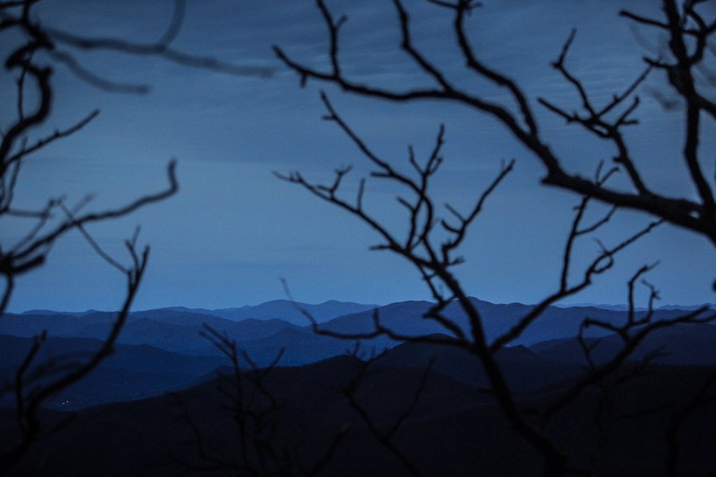 CarlyGeraci's tweet photo. Sunrise on Standing Indian Mountain on the #AppalachianTrail in North Carolina on March 11, 2019. https://t.co/n9pL97umeg