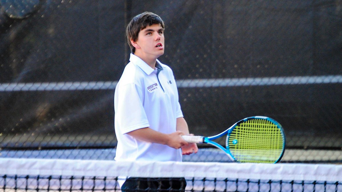 CapsTennis's tweet photo. ⬇Check this out ⬇
⬇ ⬇
Caps Tennis Cruise to Non-conference Victory 🏁🏁🏁https://t.co/g8WH8fsCGp
#ApexMatch #CapsPride https://t.co/Lf2VeecxR5