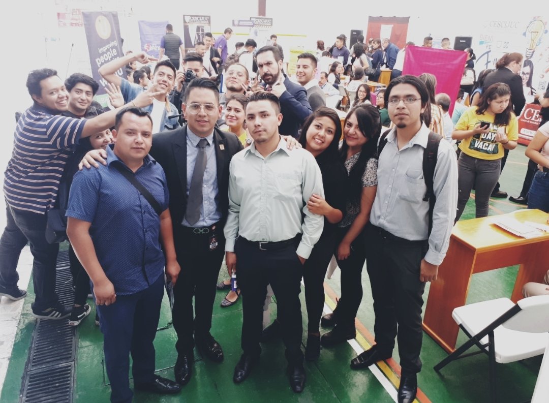 KeniaFerrer7's tweet photo. Una gran oportunidad para trabajar #FeriadelEmpleo Gracias a esta magnifica institución educativa. #CESCIJUC ❤
#OrgulloCescijuc ❤
@CDMXOR  @LuisRam52 😊😊 https://t.co/AFw4qGVxXD