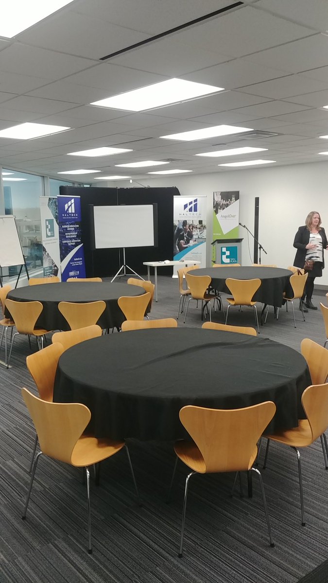 mcetrain's tweet photo. In anticipation of our Digital Literacy series, we visited @TechPlaceBurl to see where roundtable experts @Microsoft @IBM @Cisco @InfoNewcomp @ThreeLeftsInc will be displaying their innovative solutions &amp; sharing their deep knowledge. Don't miss this. https://t.co/LFRNVNO3xu https://t.co/bUgdg3dNQX