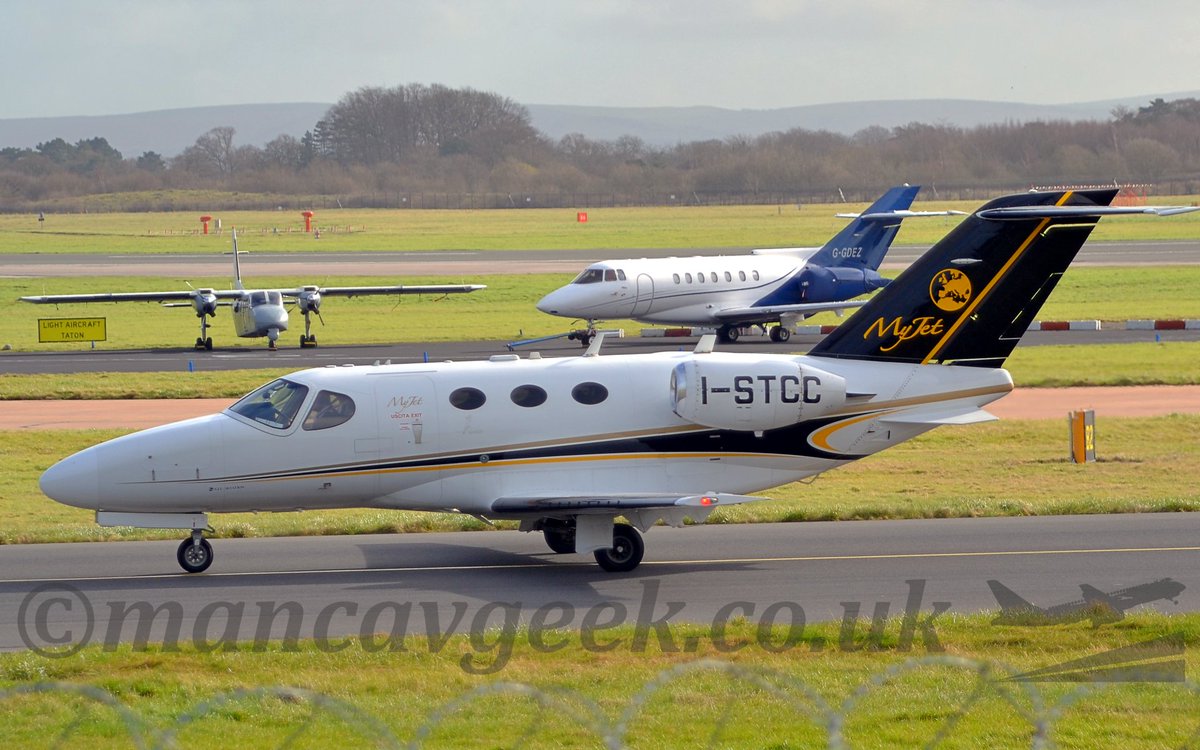 mancavgeek's tweet photo. PhotoLog 2014-04-05 Manchester Airport.
 A short set (13 images) from a cold but sunny day at my local airport.
 https://t.co/l6hSRCCaxI
 #avgeek #aviation #planespotter
 #manchesterairport #man #egcc #avp #sa226 #zorex #b757 #monarch #b717 #blue1 #ce510 https://t.co/S9VrOmxXee