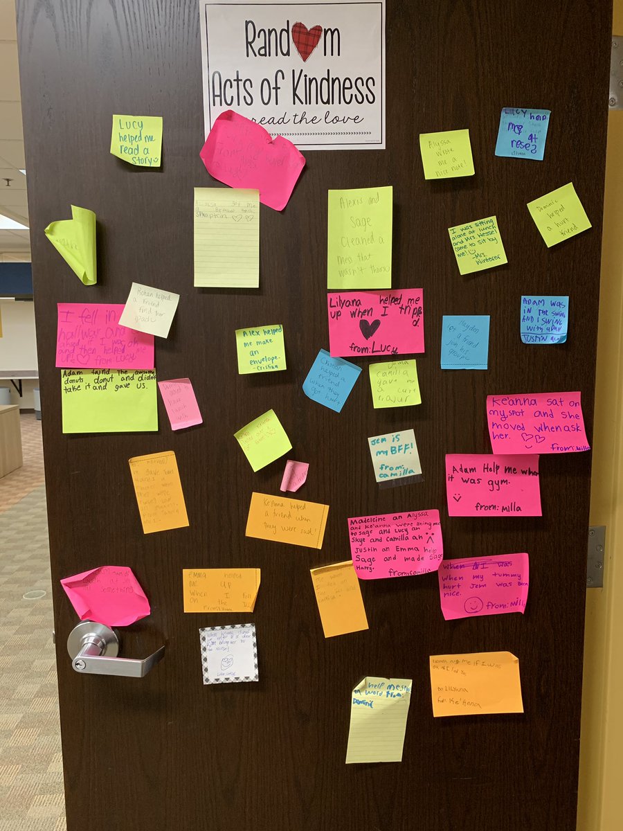 meganwessel2's tweet photo. When your students notice all the nice things other people do for them 💕💕#SLPPantherProud #randomactsofkindness #bekind https://t.co/ELaIp05LXw