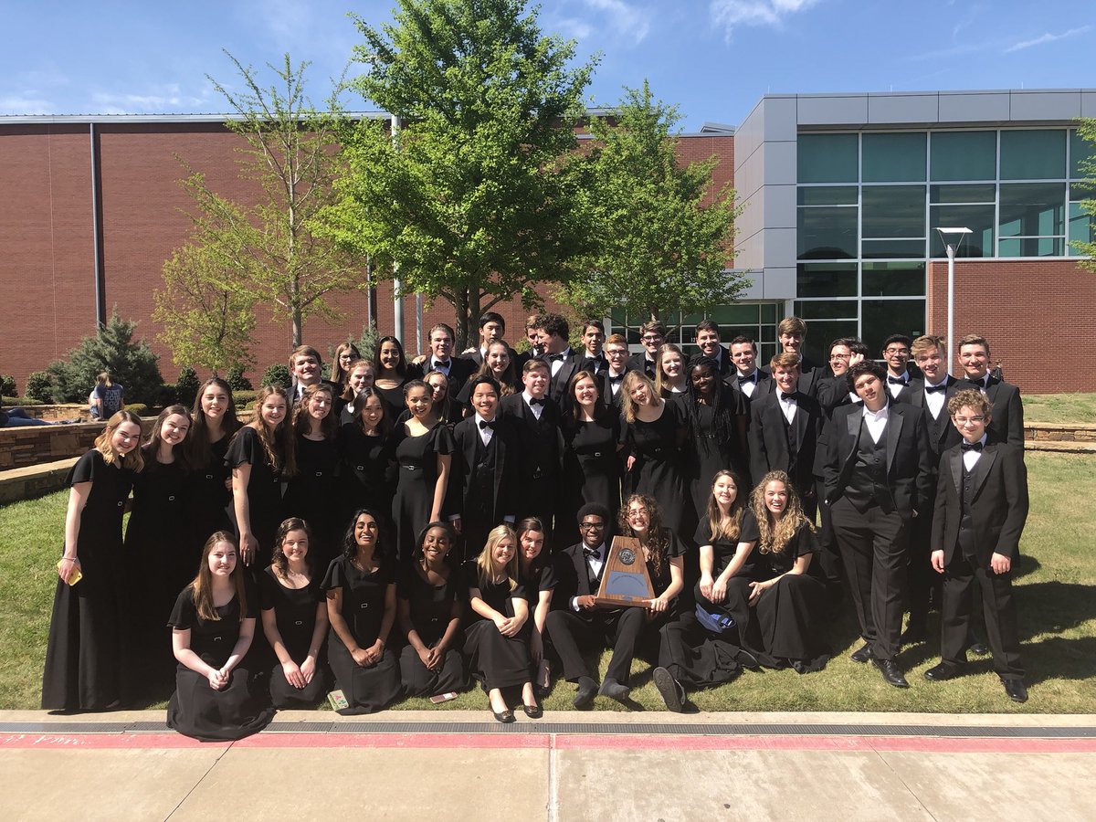 KHSMixed2020's tweet image. Carrying on that Varsity Mixed Tradition

All 1’s and sweepstakes🥇🏆

Woah🤪