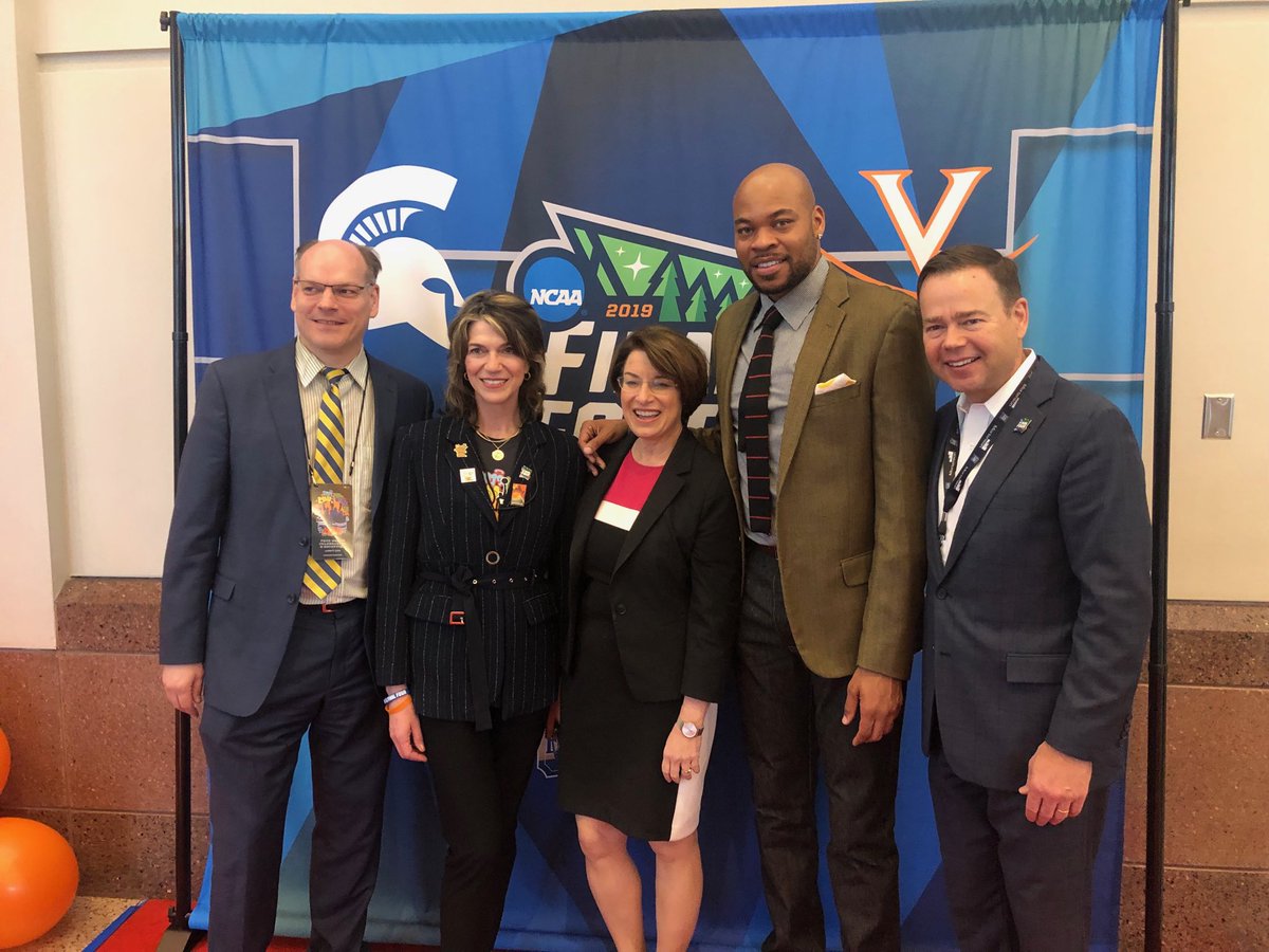 Kicking off #FinalFour weekend with the next President of the United States ⁦<a href="/amyklobuchar/">Amy Klobuchar</a>⁩