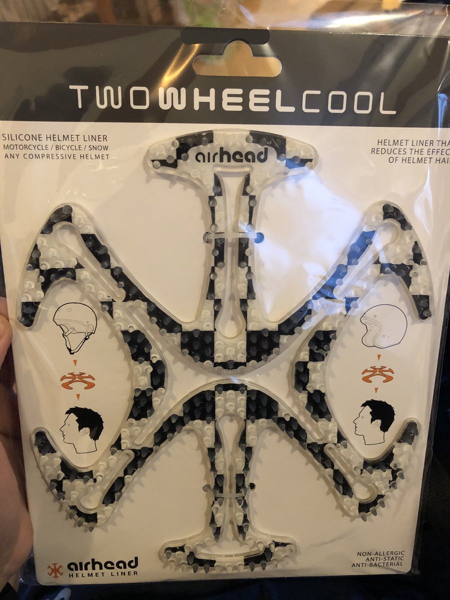 おのっち 髪の毛が潰れないとうわさのヘルメット内パッドの感想です 潰れるところと潰れないところがあり微妙 被り心地も微妙 多分位置調節を完璧にしないと無理 以上です