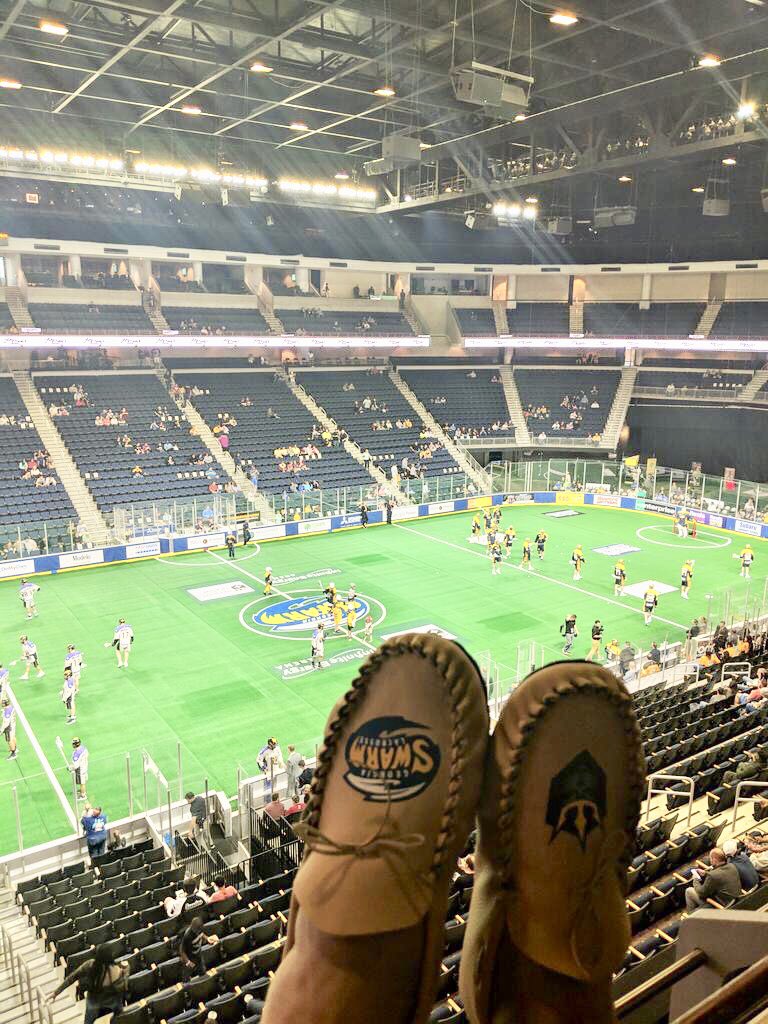 MohawkMocs's tweet photo. We have an UPDATE from Georgia on the Staats’ moccasin story. Their dad chose to rep BOTH! Lol way to go Diggs @7diggins7 #go83 #mohawkmocs https://t.co/uHhZvaqN9Z
