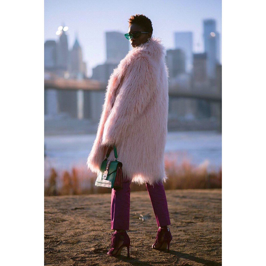 __yvyv's tweet photo. where dreams are made of. #modelANDstylist #nyc https://t.co/0zpVLqkAIy