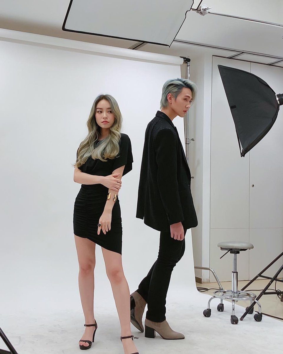 9x9intl's tweet photo. 20190405. harry_bloom IG update with #CaptainChonlathorn
#LorealPro #LimitlessColor #ColorMeFrench #FrenchBalayage
#9by9TH https://t.co/wIjY2i0fKy