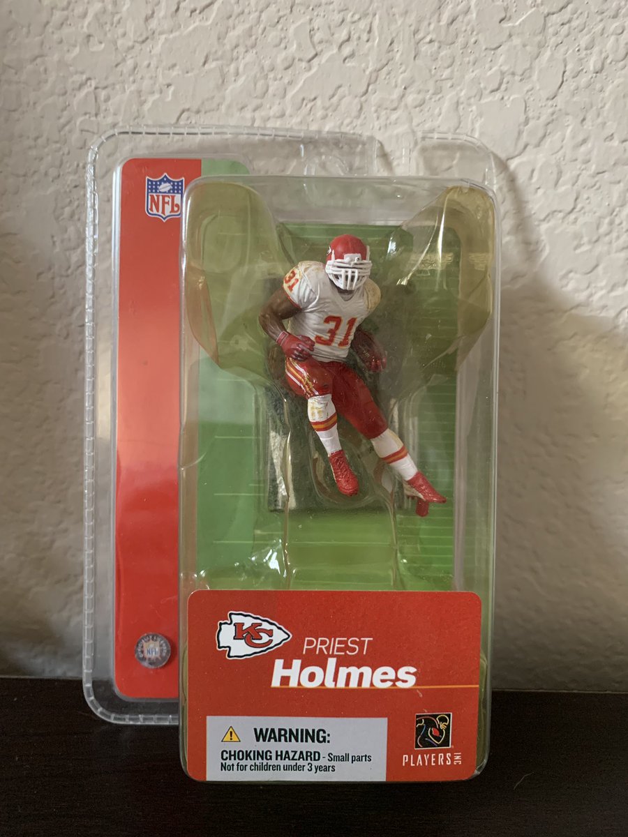 Hey #ChiefsKingdom it’s time to give something away! This month, it’s an almost vintage Priest Holmes collectible still in its original package, perfect for any (wo)man cave! All you have to do is FOLLOW us and RETWEET this for your chance to win! #Chiefs