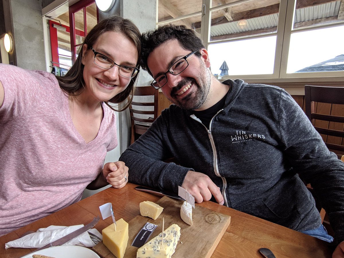 thenutzy's tweet photo. @MrBilboWaggins mom and dad miss you soooo much. We spent the day thinking of you at the shire and eating cheese. See you tomorrow!!! https://t.co/p6UCr06DHE
