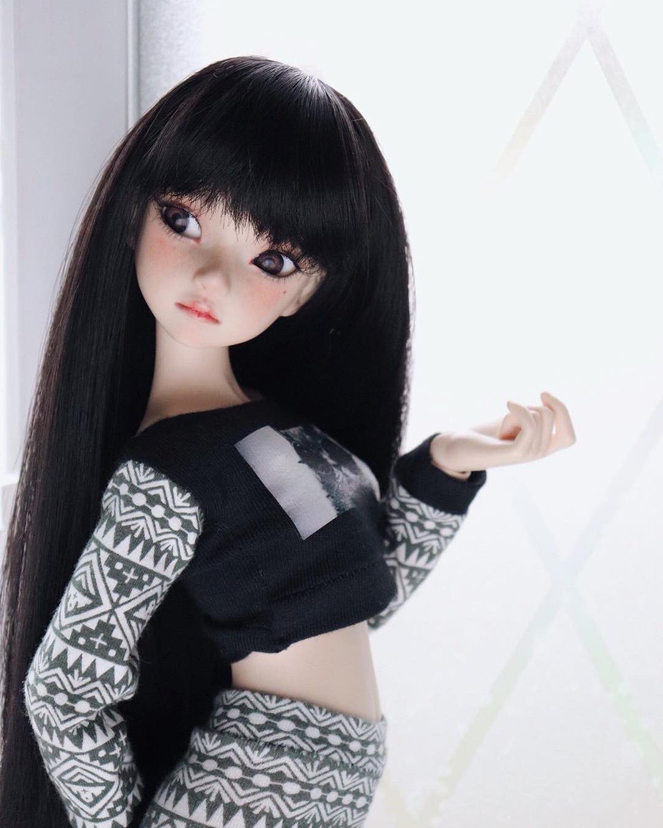 smartdollqueens's tweet photo. A girl who’s cooler than you and not afraid to tell you so. #harucasting #abjd #bjd https://t.co/KsTvMT5oNE https://t.co/40kV153c3B