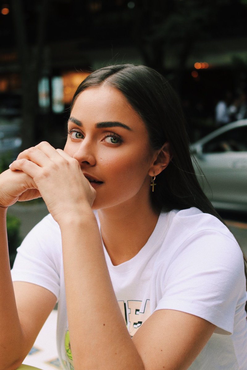 ClauMartinMTY's tweet photo. Cuenta Oficial de @claudia3martin en Monterrey, estamos aquí para darle apoyo ahora en adelante, nos mata sus ojitos verdes 🥰🥰, si son fans de Clau y también son regios, si señor! No duden en seguirnos, los amamos Martin@s! https://t.co/Jga4KOopCT