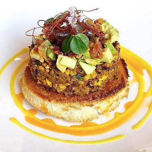 This isn't your average brunch // join us tomorrow to try our Egg Bhurji with chorizo, brioche maska toast + ROOH fries. #RoohSF 📷: @shareourplate