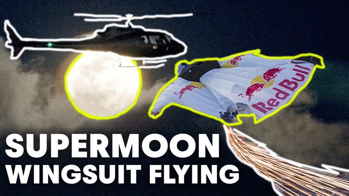 VibraExtrema's tweet photo. Human 'Meteor' Flight Over Los Angeles Supermoon https://t.co/MWhpuJ9UYW https://t.co/55xjG0bKjL