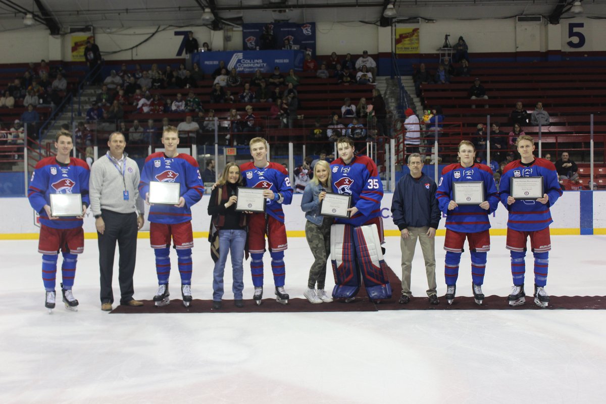 Des Moines Buccaneers tweet media