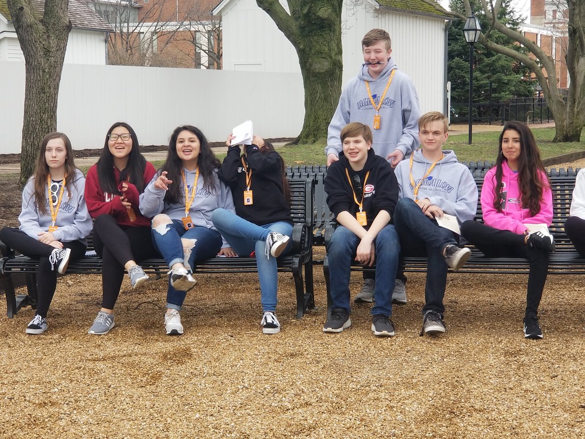 mshagenscience's tweet photo. 8th graders @BigHollowMS had a ton of fun in Springfield today thanks to @BrightsparkTour 
#BHWarriorPride #llawarrior #bhmslearns https://t.co/5zRta2J9qz