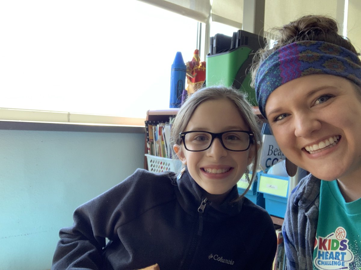 These three went above and beyond completing the full #ReadAboutArtChallenge this year and celebrated with Sonic lunch in the art studio. Thank you <a href="/AdkinsLantana/">Adkins Elementary</a> &amp; <a href="/AdkinsReads/">Adkins Aviators</a> for all the art and reading support ❤️❤️❤️
