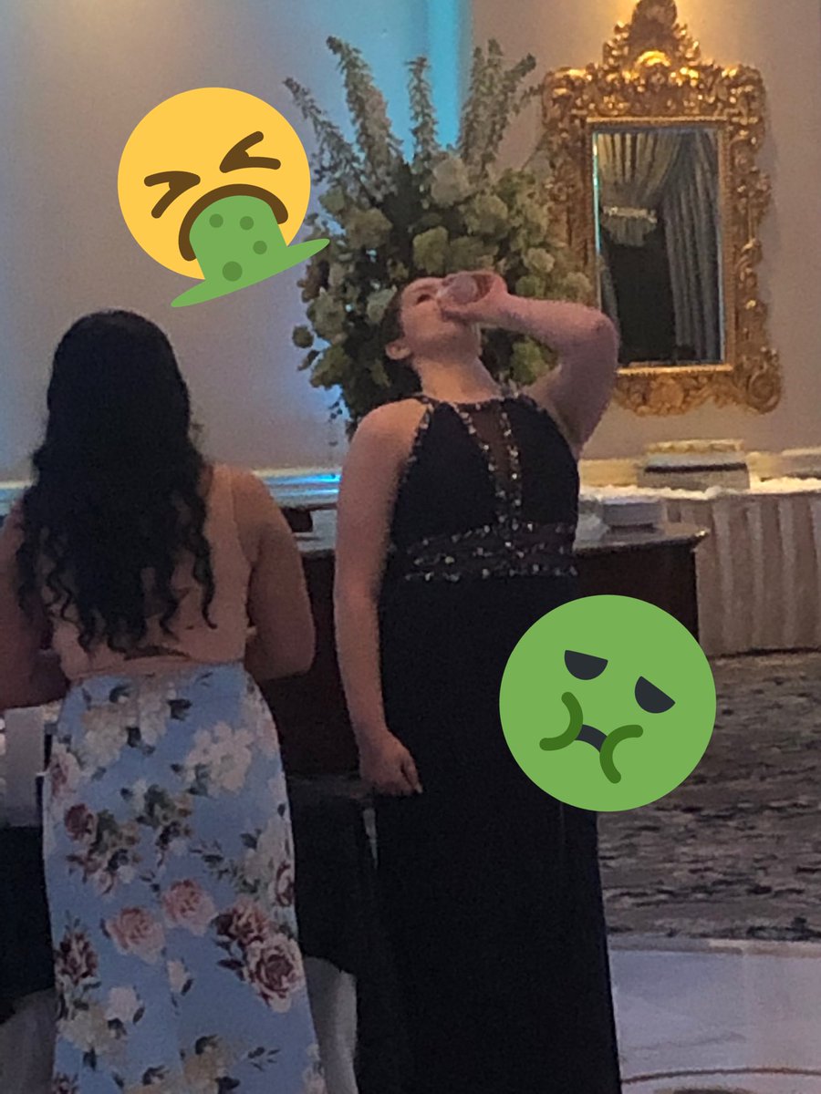 WilliamstownHS's tweet photo. The Grog is served!!! The first Grog of the Military Ball! #YUM @bravesof19 @WHSbraves2020 @2021braves @BravesScores 💙🎉💙🥤💙 https://t.co/lam5iK6MS6