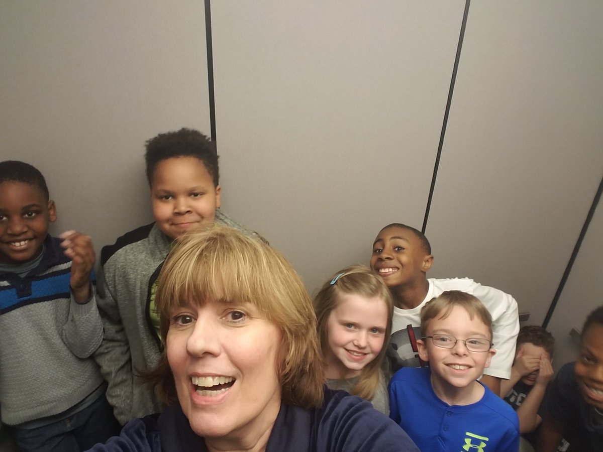 KarolaScarce's tweet image. Overcoming fears! We got this! 
#TimberwolvesROCK #Springtwitterchallenge @AndrewBuchheit