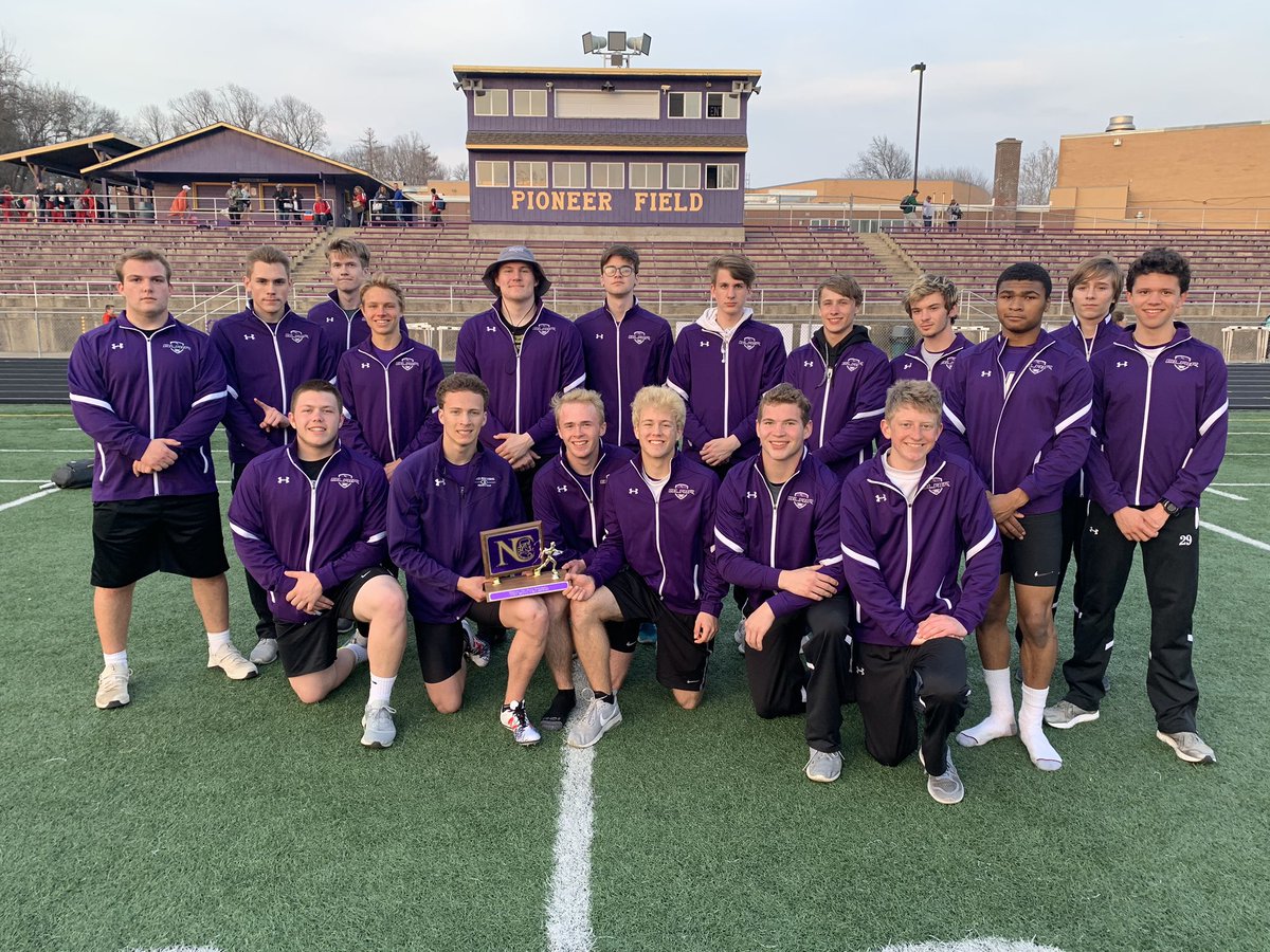 Coach_Soukup's tweet photo. TEAM CHAMPIONS!
The #BlairBears boys win the Nebraska City Invite!

@EntPubSports @BHSBlair https://t.co/G3NjBTrVNP