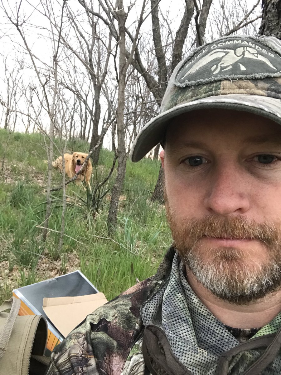 joelwilsonmusic's tweet image. Doing some #TurkeyHunting &amp;amp; I’ve got me a helper of sorts. #HuntingProblems #DogsOfTwitter