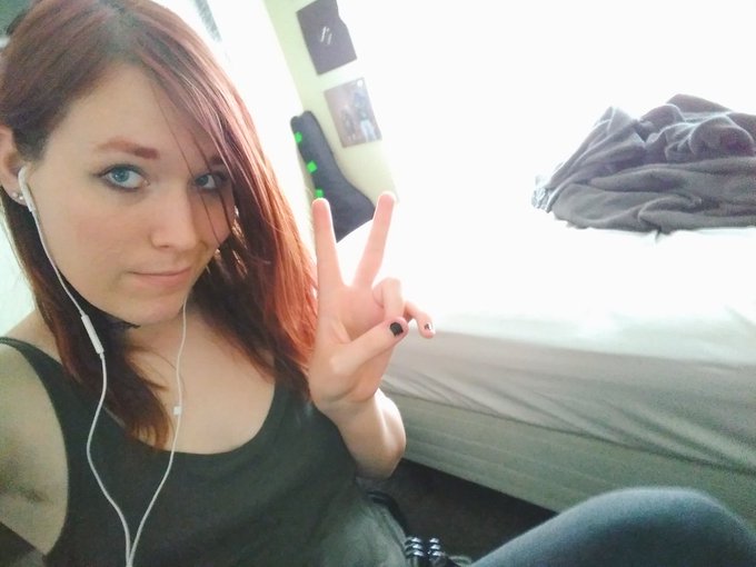 Hey hey 💕  Sry 4 the major lack of content here l8ly.. I'm now finally all moved into my new place and<a href="/tag/shower"class="tags"><span>#shower</span></a>