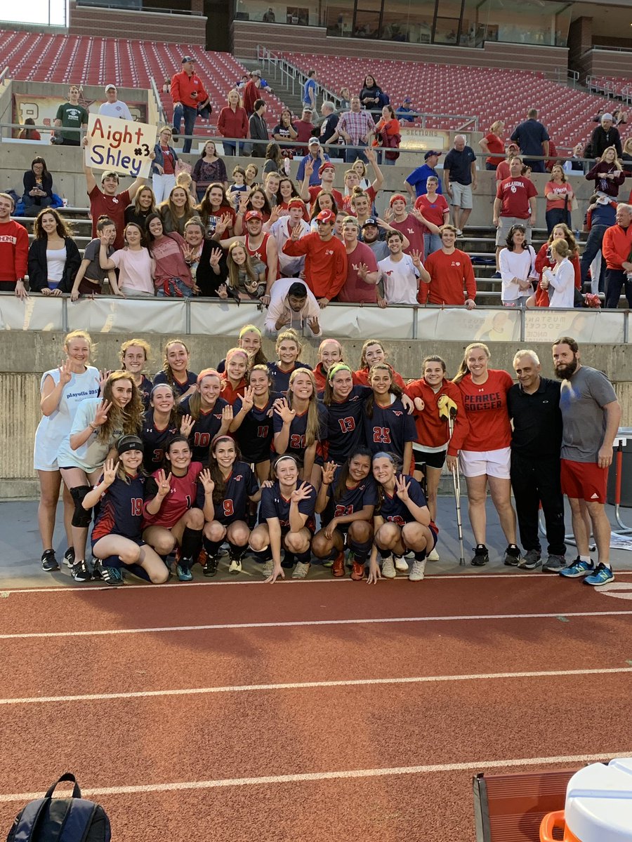 MustangsATC's tweet image. PEARCE WINS!!!!! ROUND 4 BABY! Beat Mansfield 2-1! Goals by Raina and Kristen! GO MUSTANGS!!! ❤️⚽️💙#RTTO #RISDgreatness