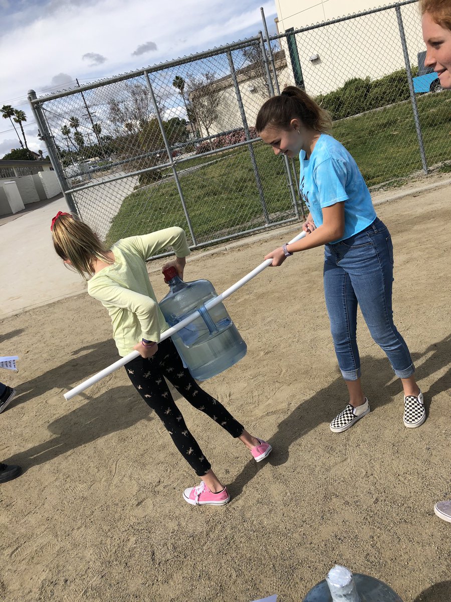 VIDADreamers's tweet photo. The Bubble Run was a success!! We raised over $1,000 and we had a great time!! https://t.co/eG7NB0N5UZ
