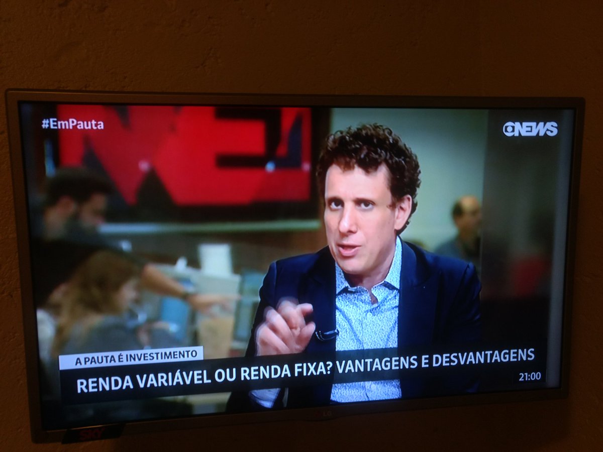 mathpn's tweet image. Renda fixa X bolsa (ibovespa (!)) na @GloboNews. @samydana afastando mais cpfs... @hbredda @PedroCerize