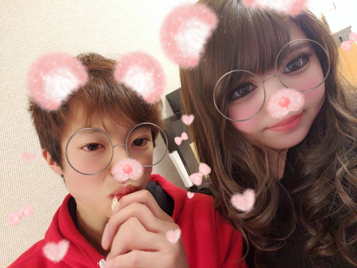 KWK_K_A's tweet photo. 誕生日前夜祭でいたりつくせりでした
安理沙ありがとう感謝します✨サプライズビックリした🙋 https://t.co/Lqt4gQUoI5