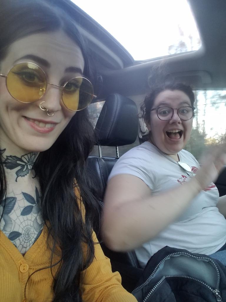Professor_silly's tweet photo. Demi never lets me take photos of her in the car when she's singing and i think its the cutest thing ever haha https://t.co/MW2z98tyd9