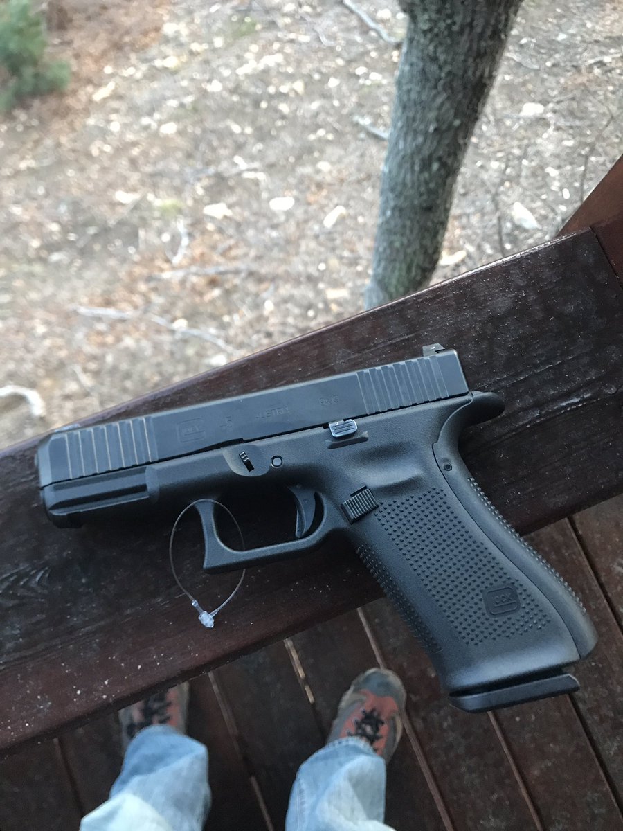 dparten78's tweet photo. @GLOCKInc just got my G45. I can’t wait to send some lead down range #newgunday https://t.co/K4Z8GlQkoi