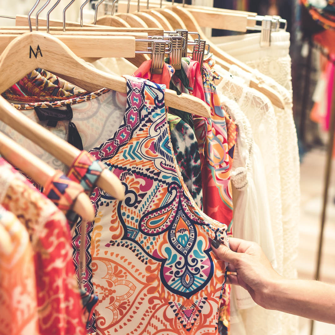 PerfectCleaners's tweet image. Polyester, silk, velvet, cotton... sundresses and tops are made from a variety of delicate materials that all have one thing in common: they require dry cleaning to maintain their size, color and soft texture. Bring your garments to us to ensure they will last!
