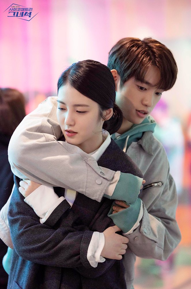 D3bynKyUcAEfRqy.jpg:orig