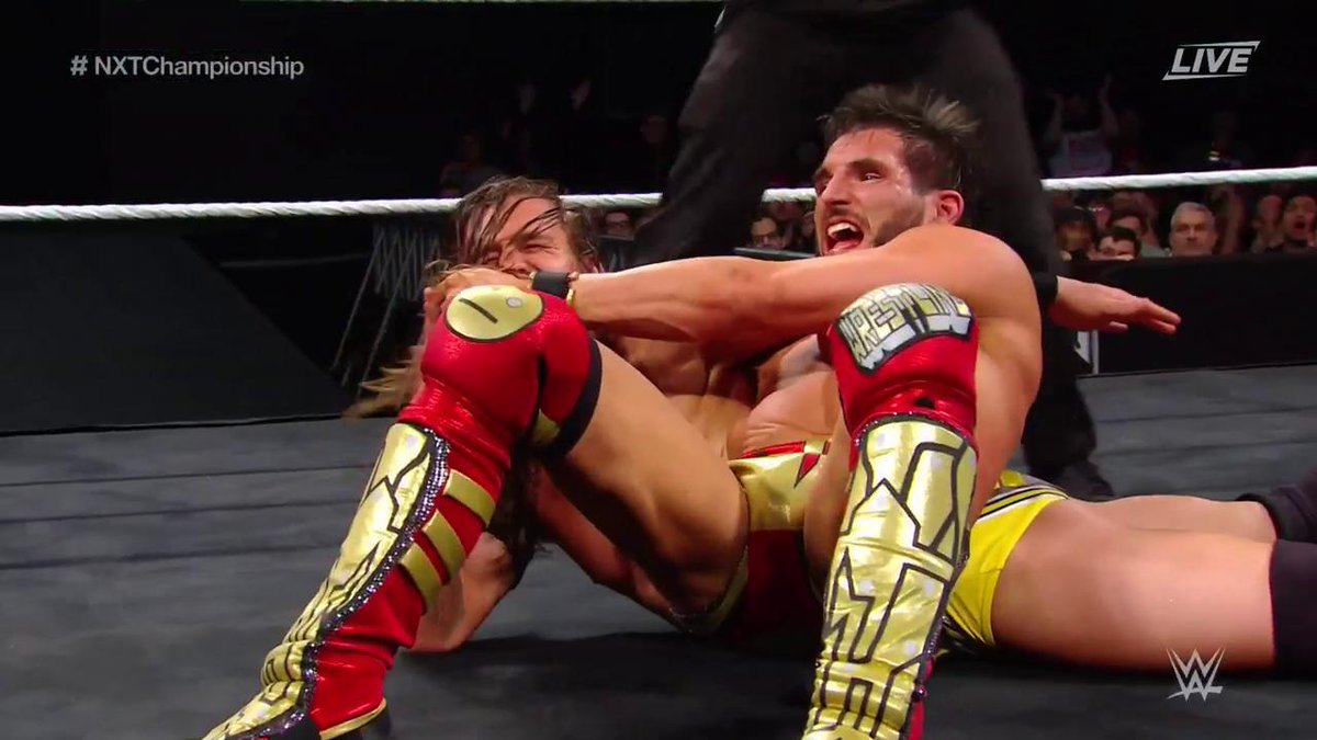 WWENXT's tweet image. The #GargaNoEscape puts us at 1️⃣-1️⃣.

Next fall = NEW #NXTChampion! #NXTTakeOver