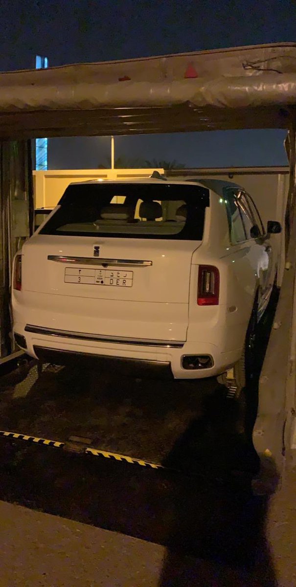 The1Logistics's tweet photo. Rolls Royce Cullinan midnight loading 🔥
.
.
Contact us on:
🕊: @The1Logistics .
📱: +966 (549) 888 521
📧 info@The1Logistics.com 
🇸🇦🇸🇦🇸🇦🇸🇦
#rollsroyce #rolls #rollsroycecullinan #rollsandbentley #rollsroycegang #rollsroycecars #rollsroyce_fan #rolls_royce #rollsroyceworld https://t.co/z3If5JdIdD