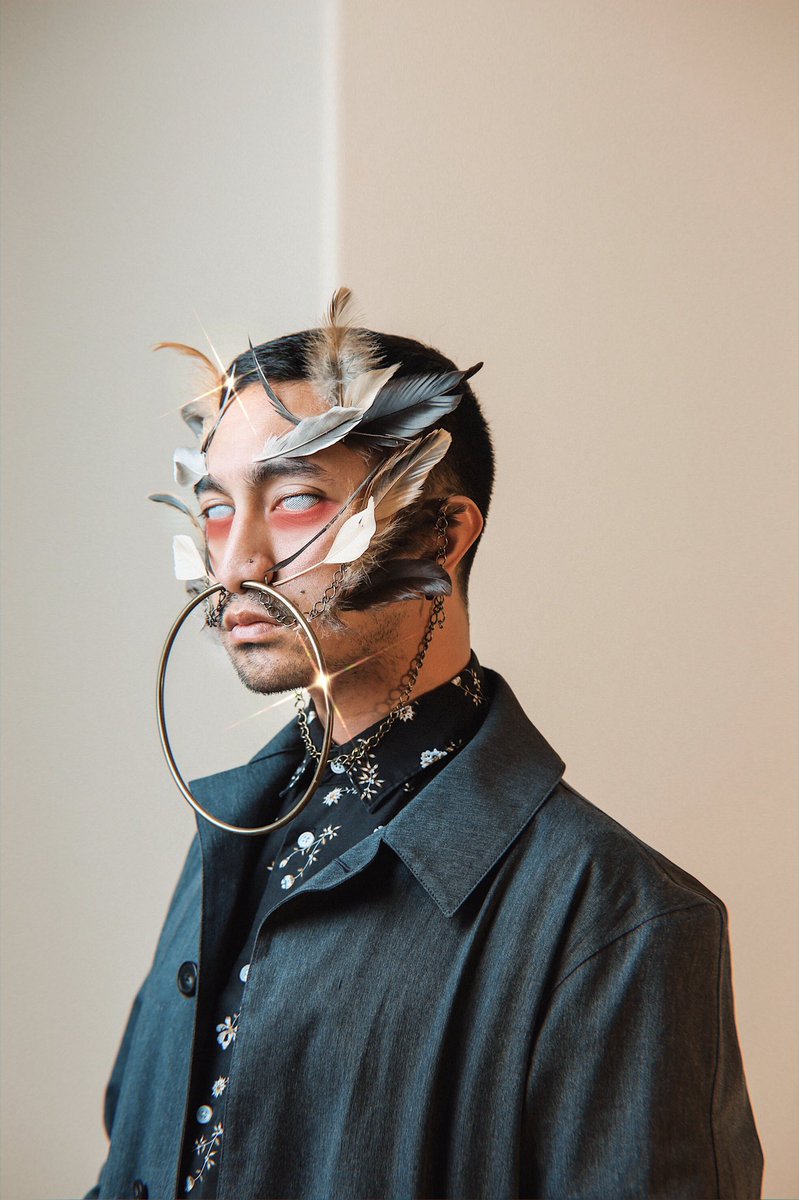 anthony_ahyeah's tweet photo. Number 66 of #100WeirdProject
Legit want to have a “school picture day” and let people do whatever they want for their pictures. https://t.co/21N4VIyIfr