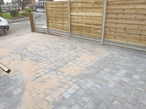 Driveways_UK's tweet photo. Pavement is a crucial part of landscape, and it, like other aspects, also deserves the same attention. It is not just like a track to walk or drive on but wisely built pavement adds a dash of beauty to the landscape. #BlockpavedDriveway To learn more visit https://t.co/tCzRpIcv6S https://t.co/gzxM44Ff4A