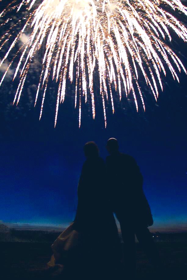 GaryBurgessIUA's tweet photo. And in a flash 6 years has passed. A beautiful home, two beautiful children, a beautiful life and a beautiful wife. I truly am living the best life. Still so thankful to my parents in law for all they did and the PPI claim that came in 6 weeks before!! 😂 😘👌🏽💖#amazingfireworks https://t.co/pUwNCrRL6b